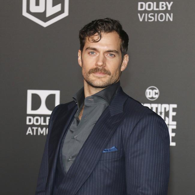 Henry Cavill 'in talks to reprise Superman role'