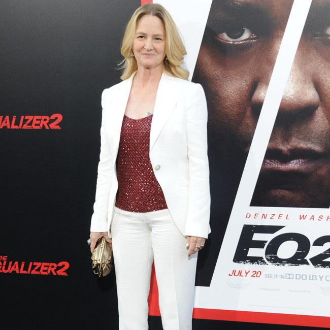 Melissa Leo leads the cast of Ida Red