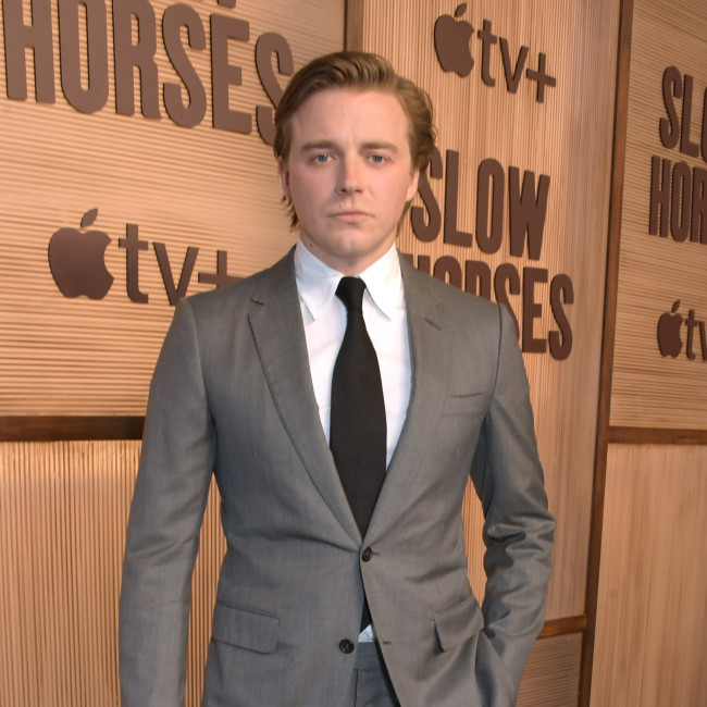 Jack Lowden won't move to Hollywood