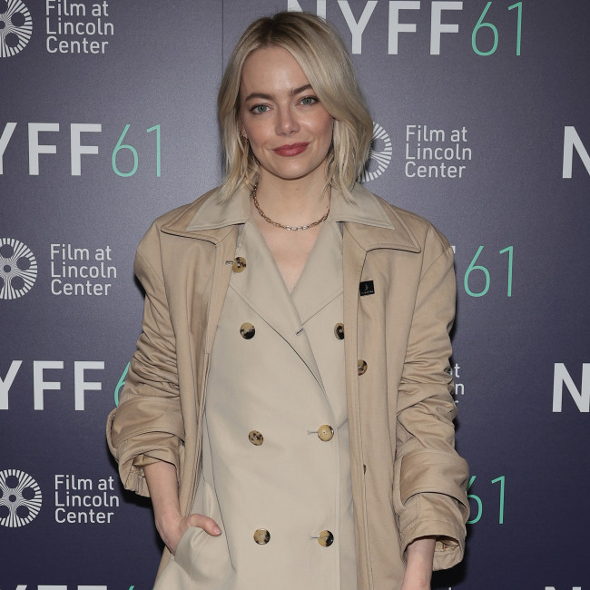 Emma Stone defends sex scenes in Poor Things