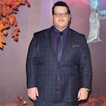 Josh Gad regrets using his own voice for Olaf in Frozen