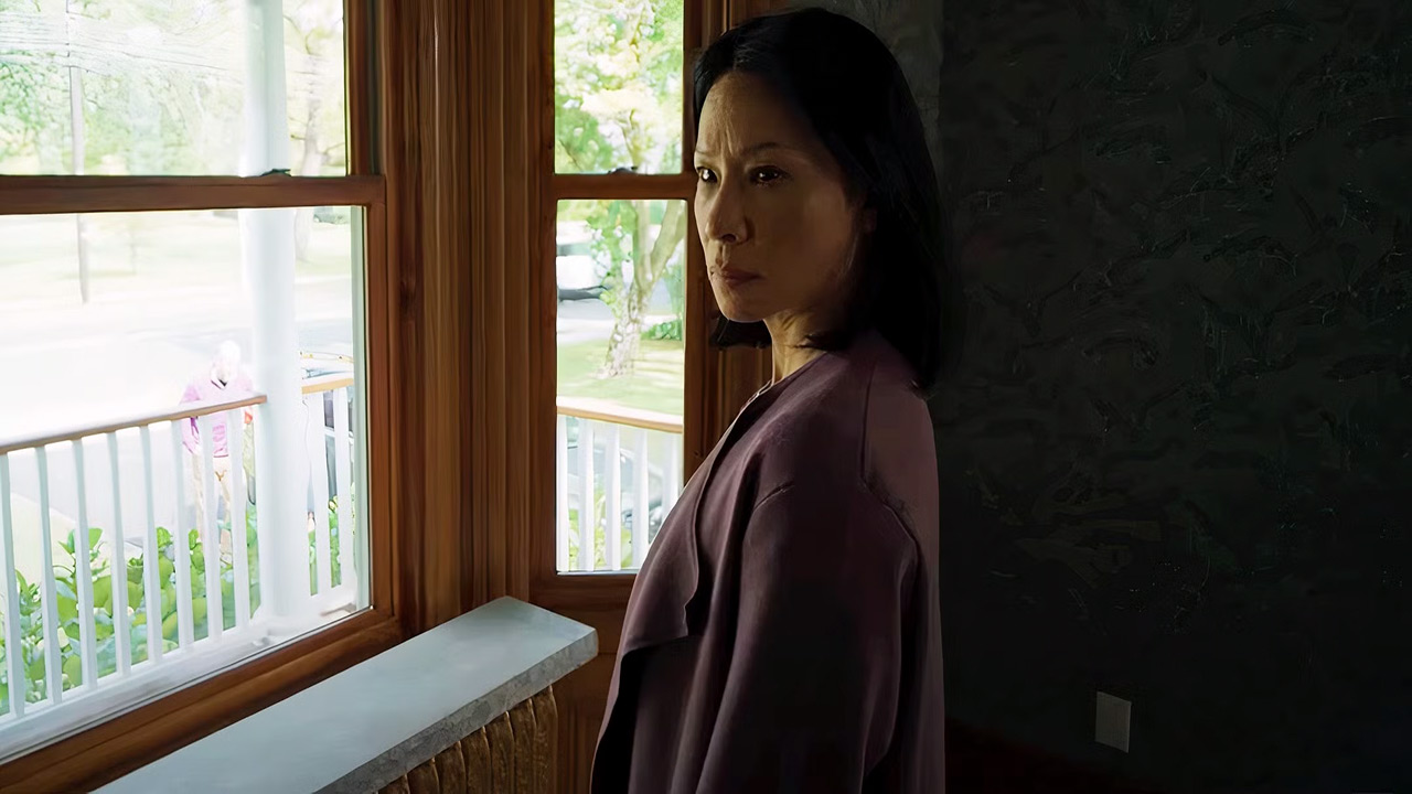 watch Presence Featurette with Lucy Lui and Chris Sullivan