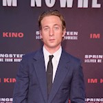 Scott Cooper hails Jeremy Allen White's 'intensity, vulnerability and humility'