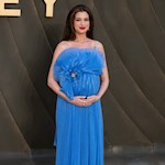 Anne Hathaway 'pitched' steamy Verity scene